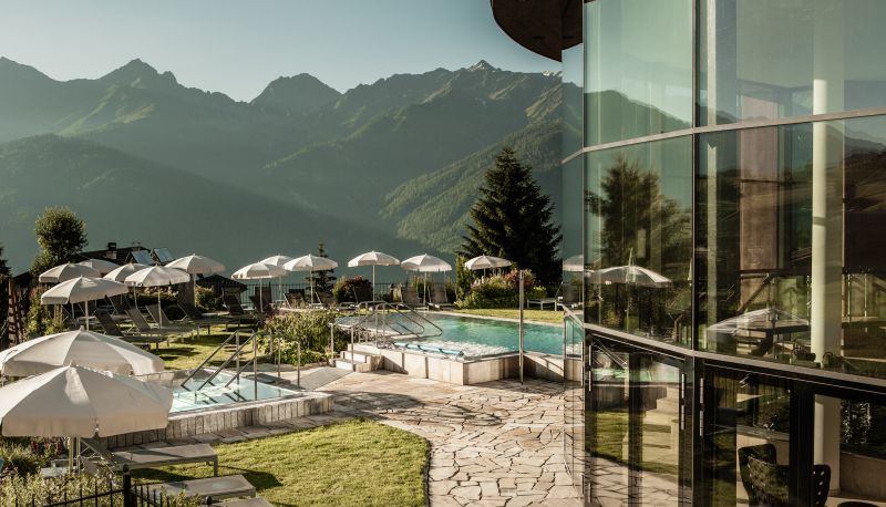 Schlosshotel Fiss - 5-star hotel in Fiss